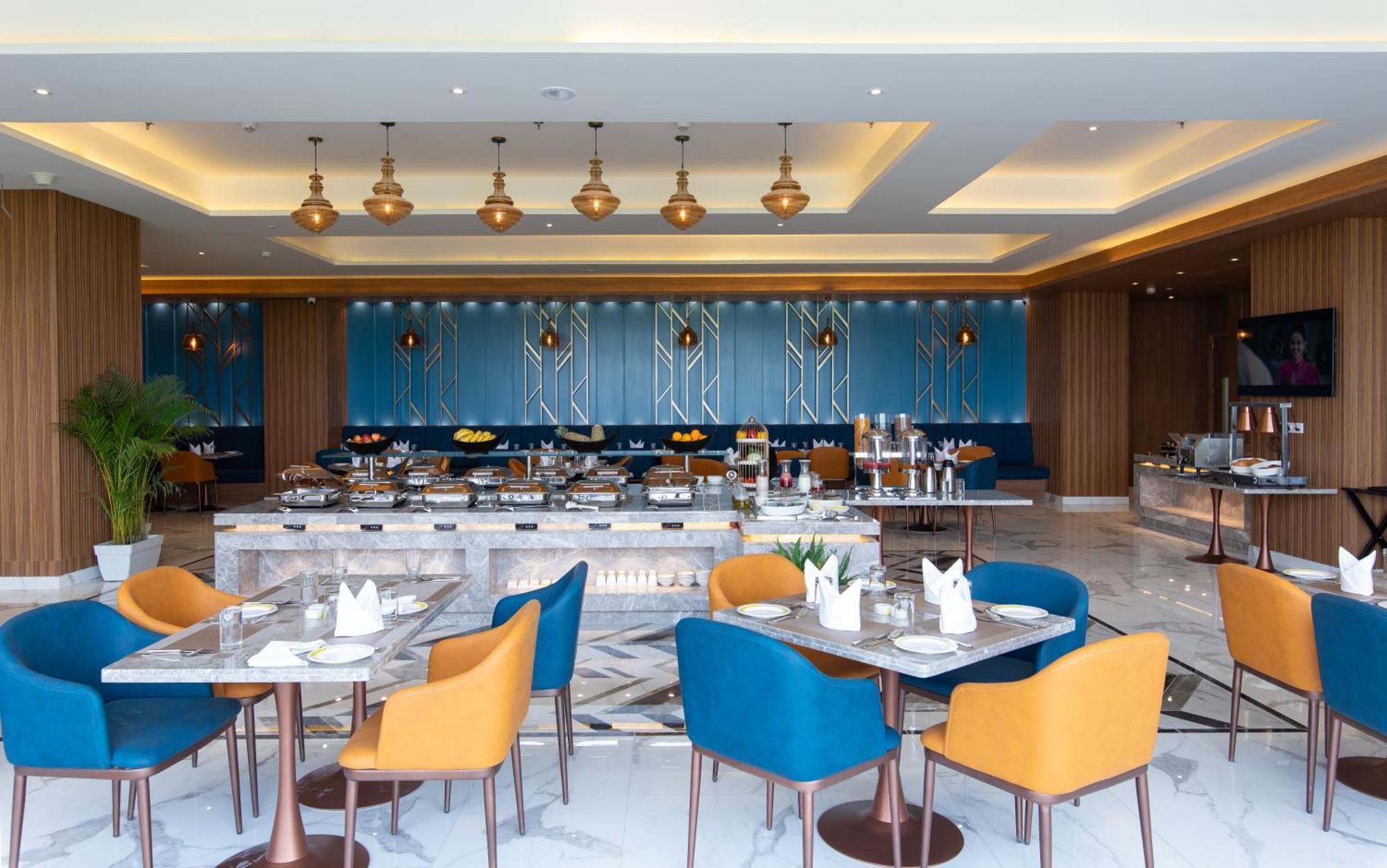Hometel Alambagh Lucknow - A Sarovar Hotel Екстериор снимка