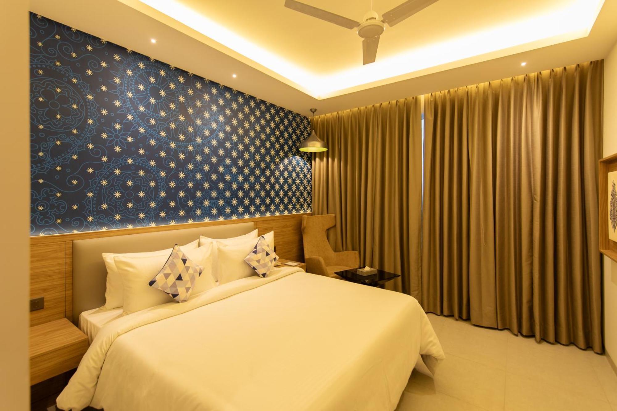 Hometel Alambagh Lucknow - A Sarovar Hotel Екстериор снимка